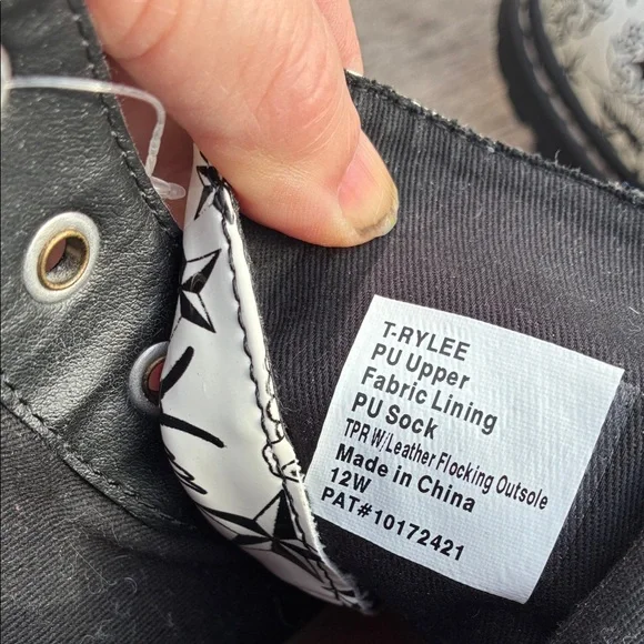 Betsy Johnson Boots - Picture 2 of 6